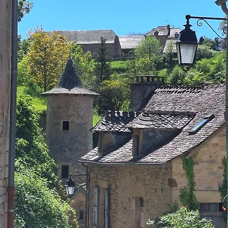 Bed & Breakfast Du Portail Fleuri 3*