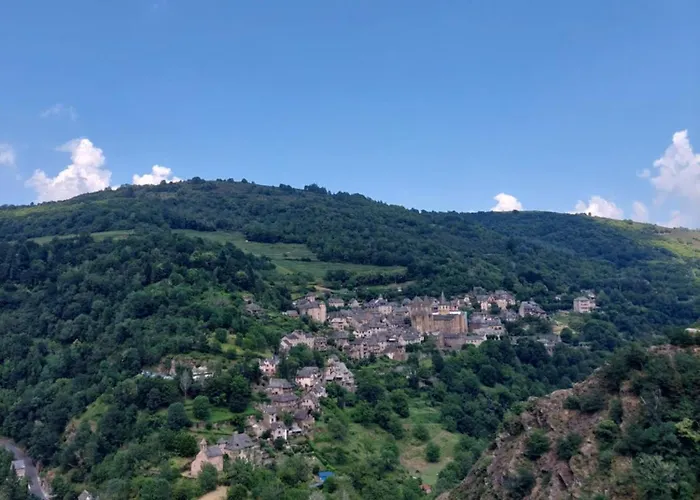 Du Portail Fleuri Bed & Breakfast 3*