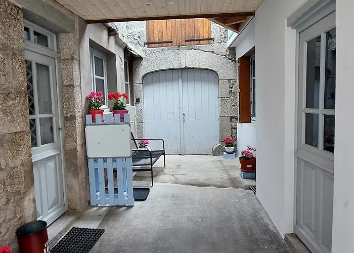 Bed & Breakfast Du Portail Fleuri