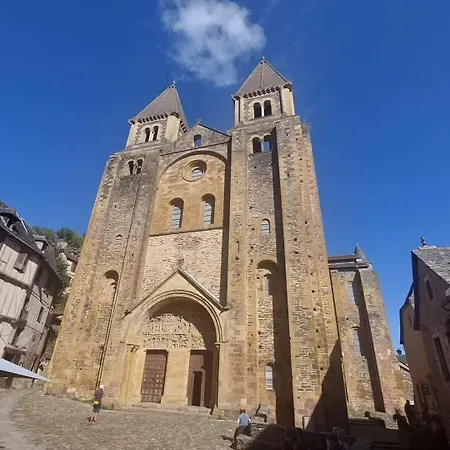 Du Portail Fleuri 住宿加早餐酒店 3*