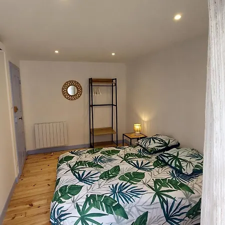 Du Portail Fleuri 3* Senergues