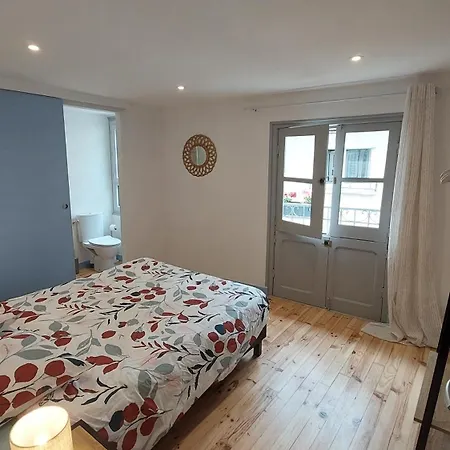Bed & Breakfast Du Portail Fleuri *