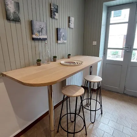 Du Portail Fleuri 3* Senergues