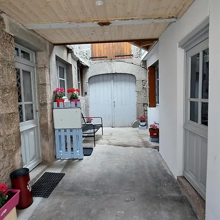 住宿加早餐酒店 Du Portail Fleuri