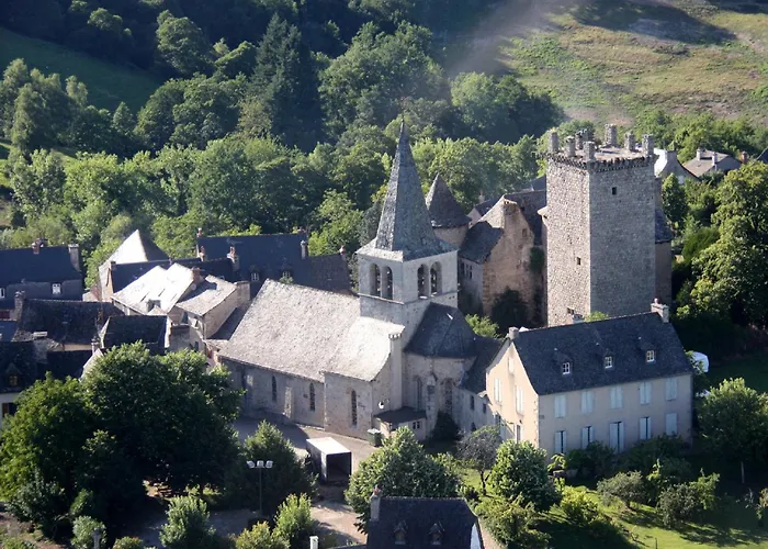 Du Portail Fleuri Senergues